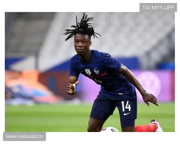 卡马文加:作为顶级中场的战术适应性与全能表现分析