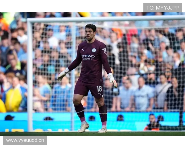 阿利松 vs 埃德森：出球组织与门线能力的风格分野